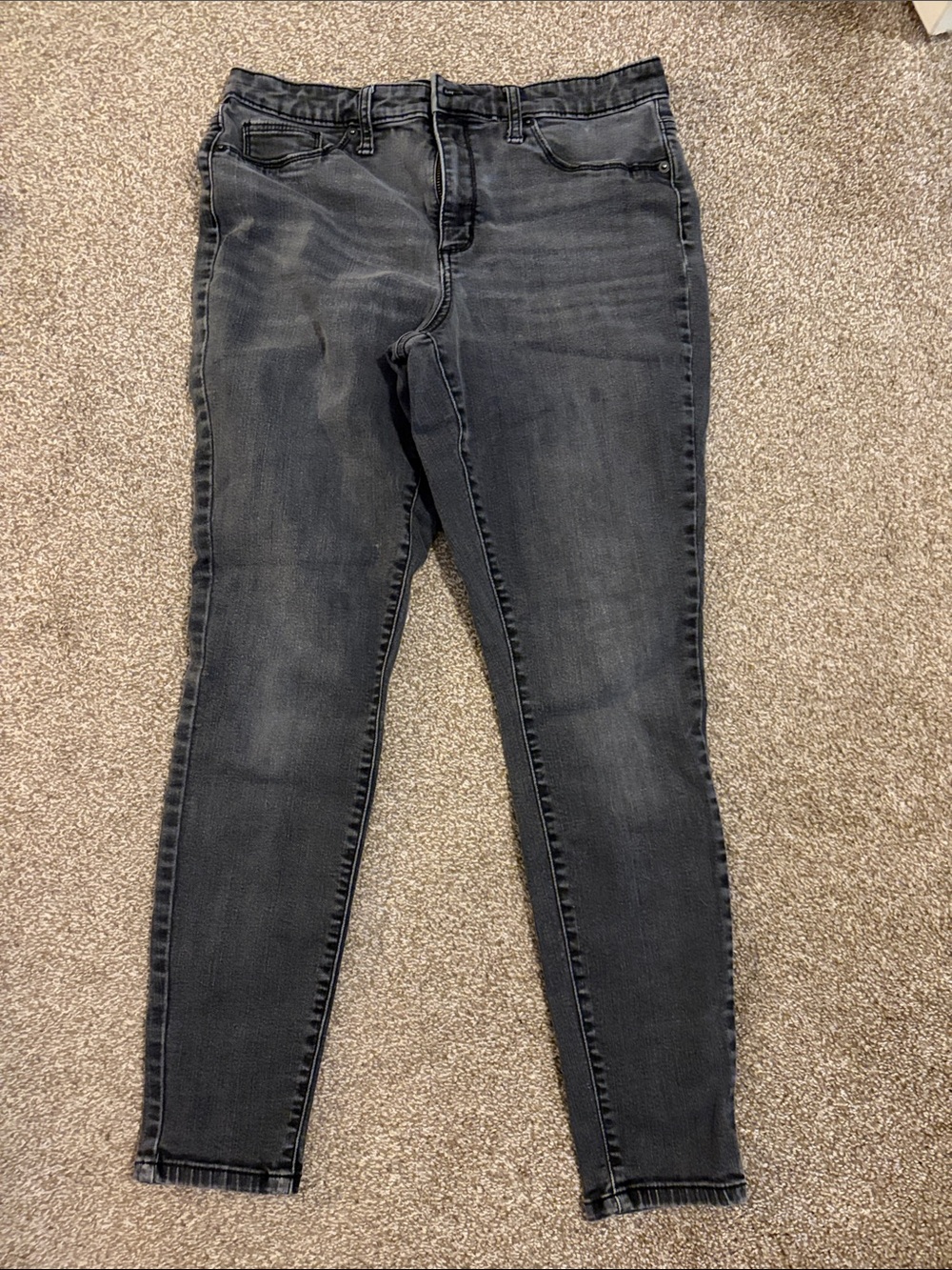 Universal Thread Black Washed High-Rise Jeggings